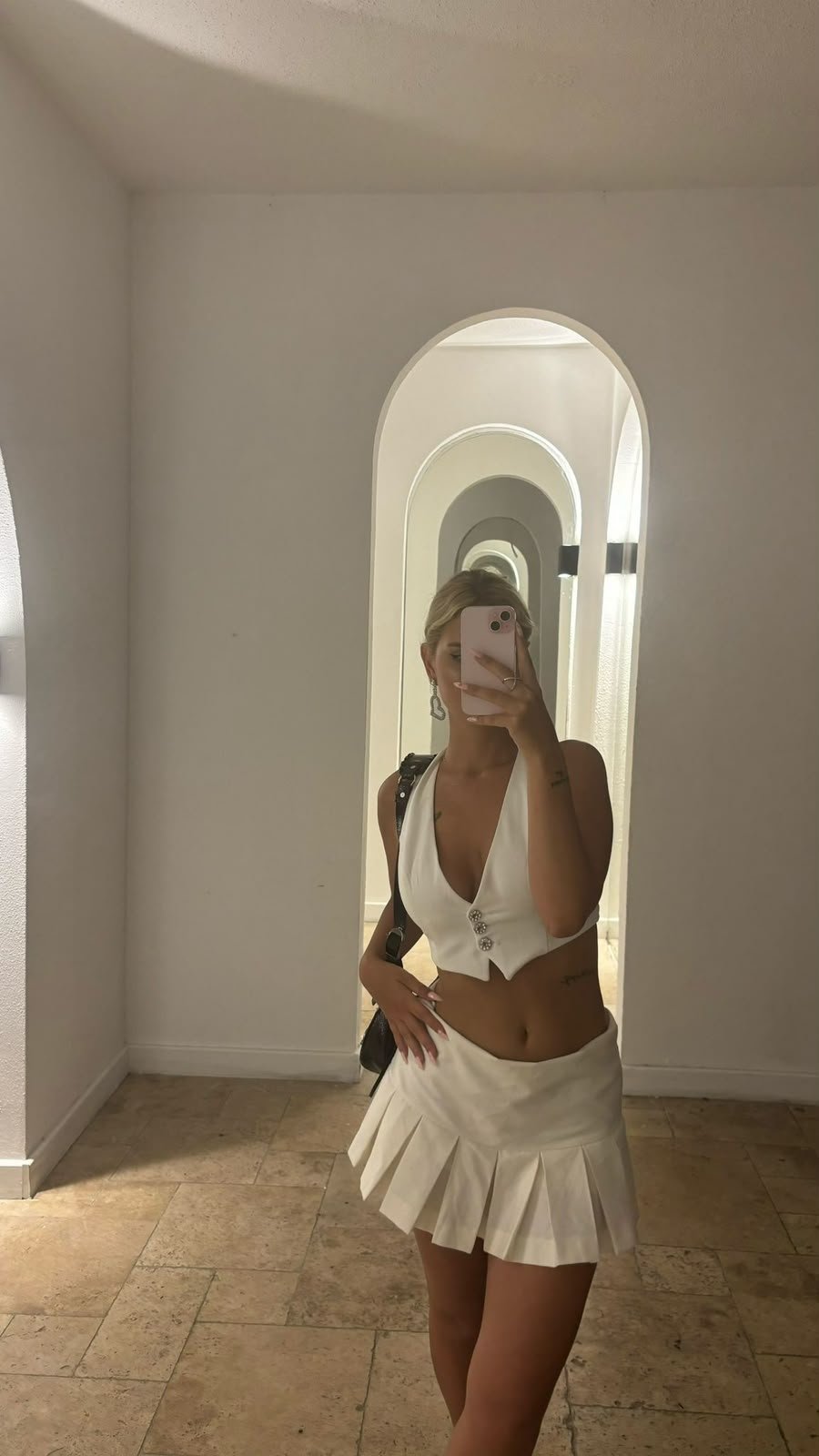 Gümüşlük’ün Eşsiz Güzelliği ve Gümüşlük Escort Deneyimi